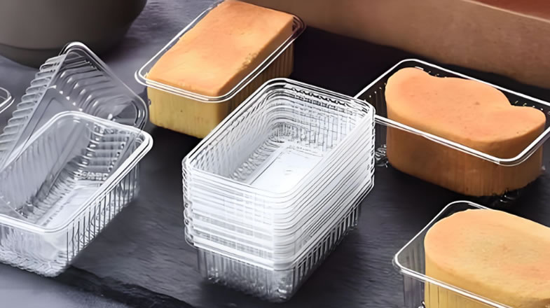 Multifunctional thermoforming machine